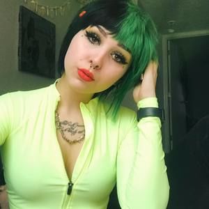 Meet your Posher, Fae